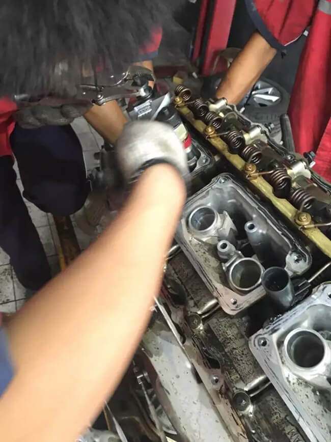汽車車身必須有足夠的剛度和強度！